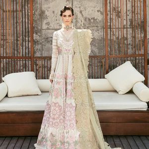 Brand label - Republic. Suffuse Maxi NEW M,Maxi Dress Indian salwar